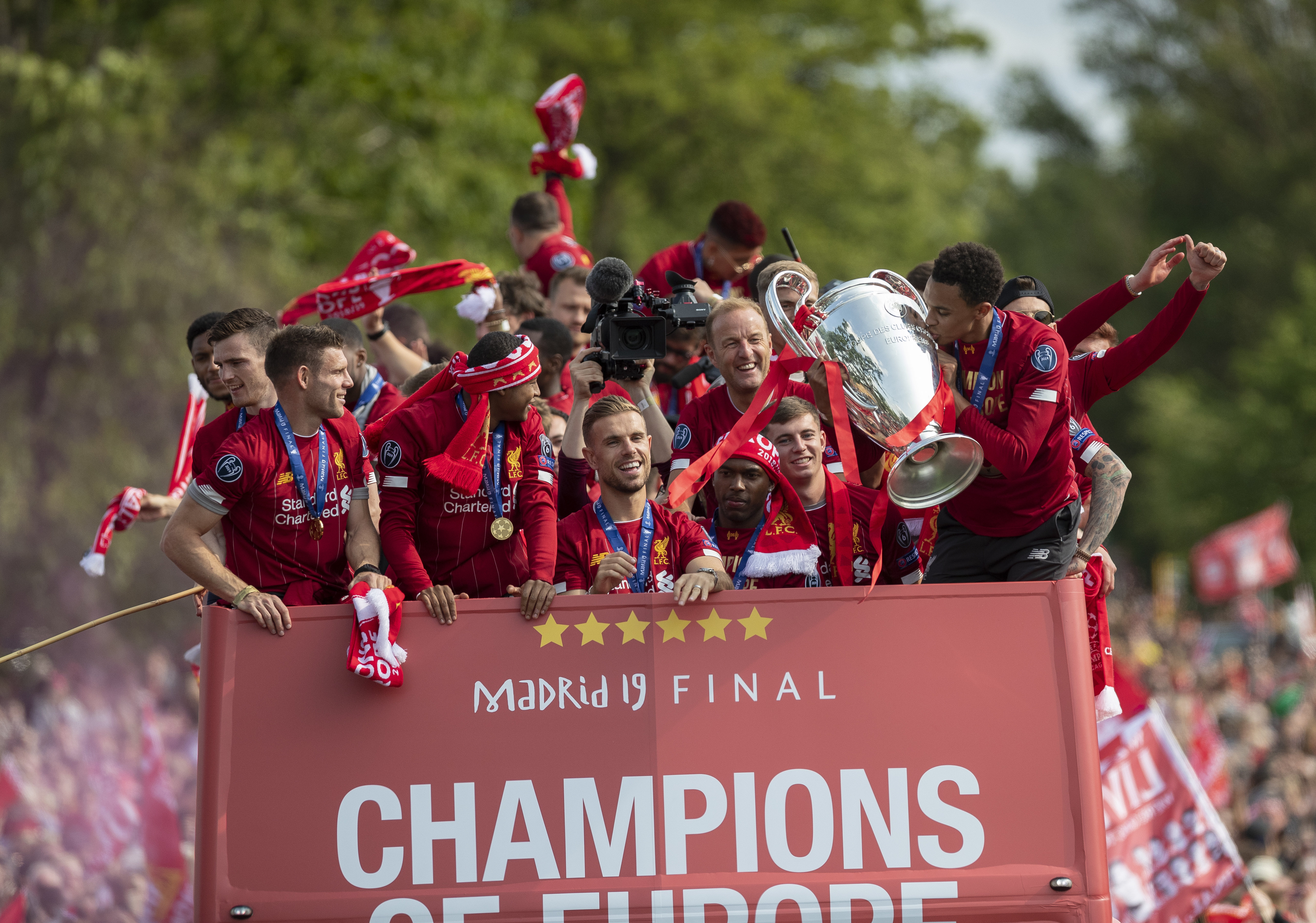 《神之天平》世界树滴露怎么获得