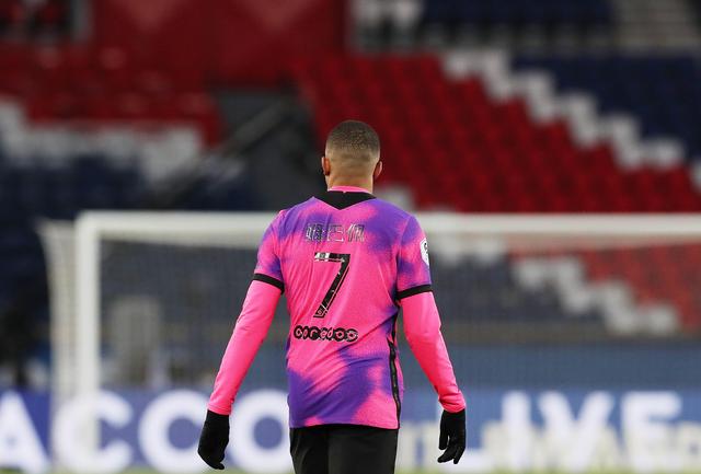 竞品为零，腾讯游戏想成为新赛道第一个吃螃蟹的勇士