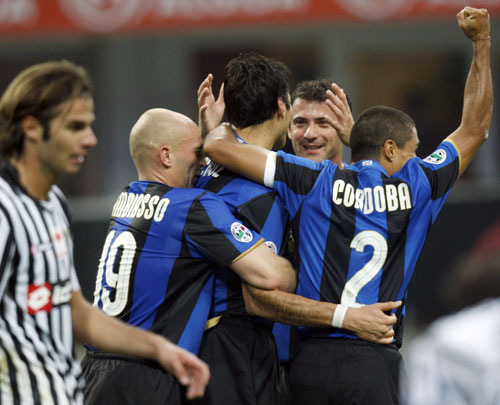 《吉伊卡哇袋着走》3／27上线！娃娃要买 游戏也要氪！